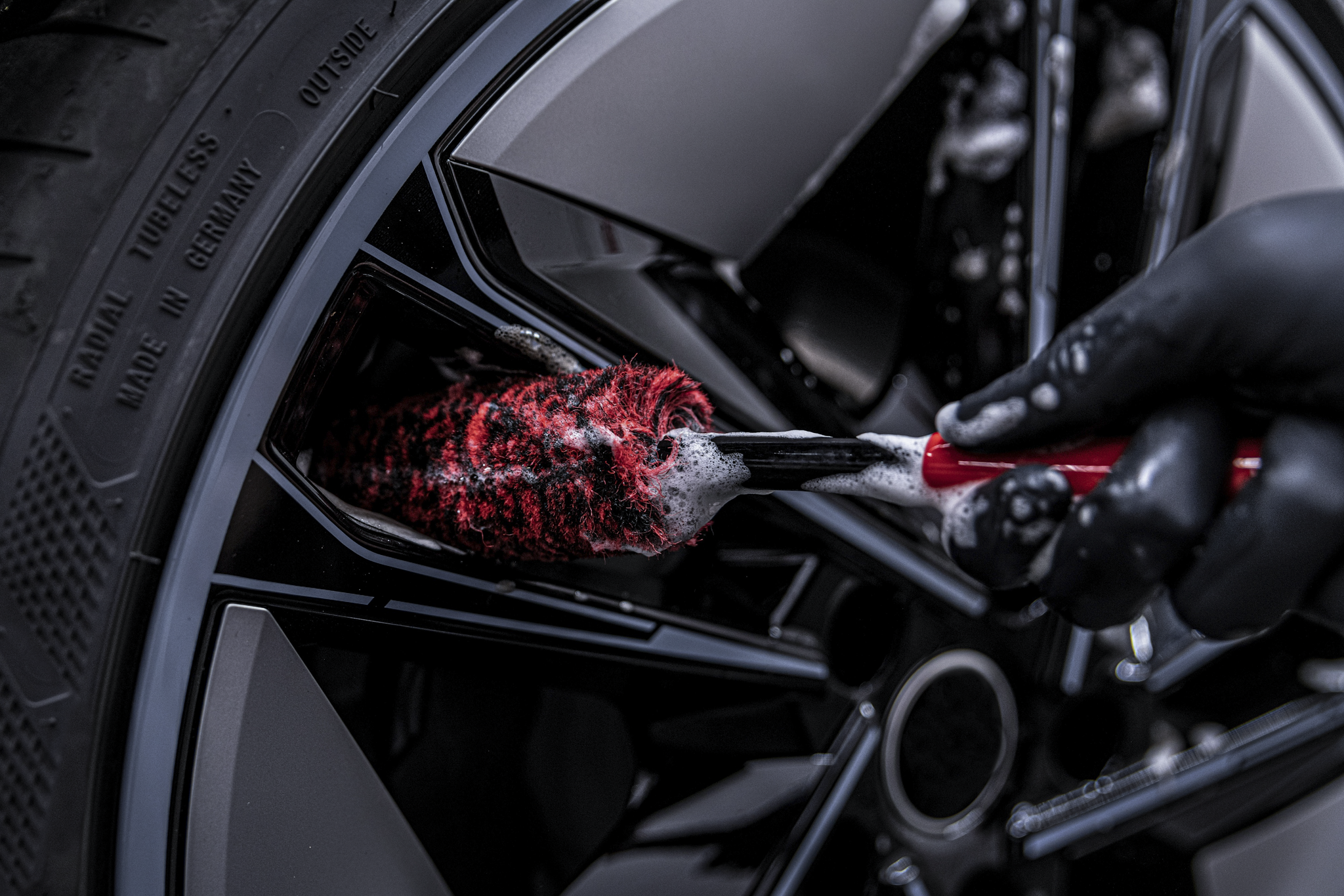 Detailing work
