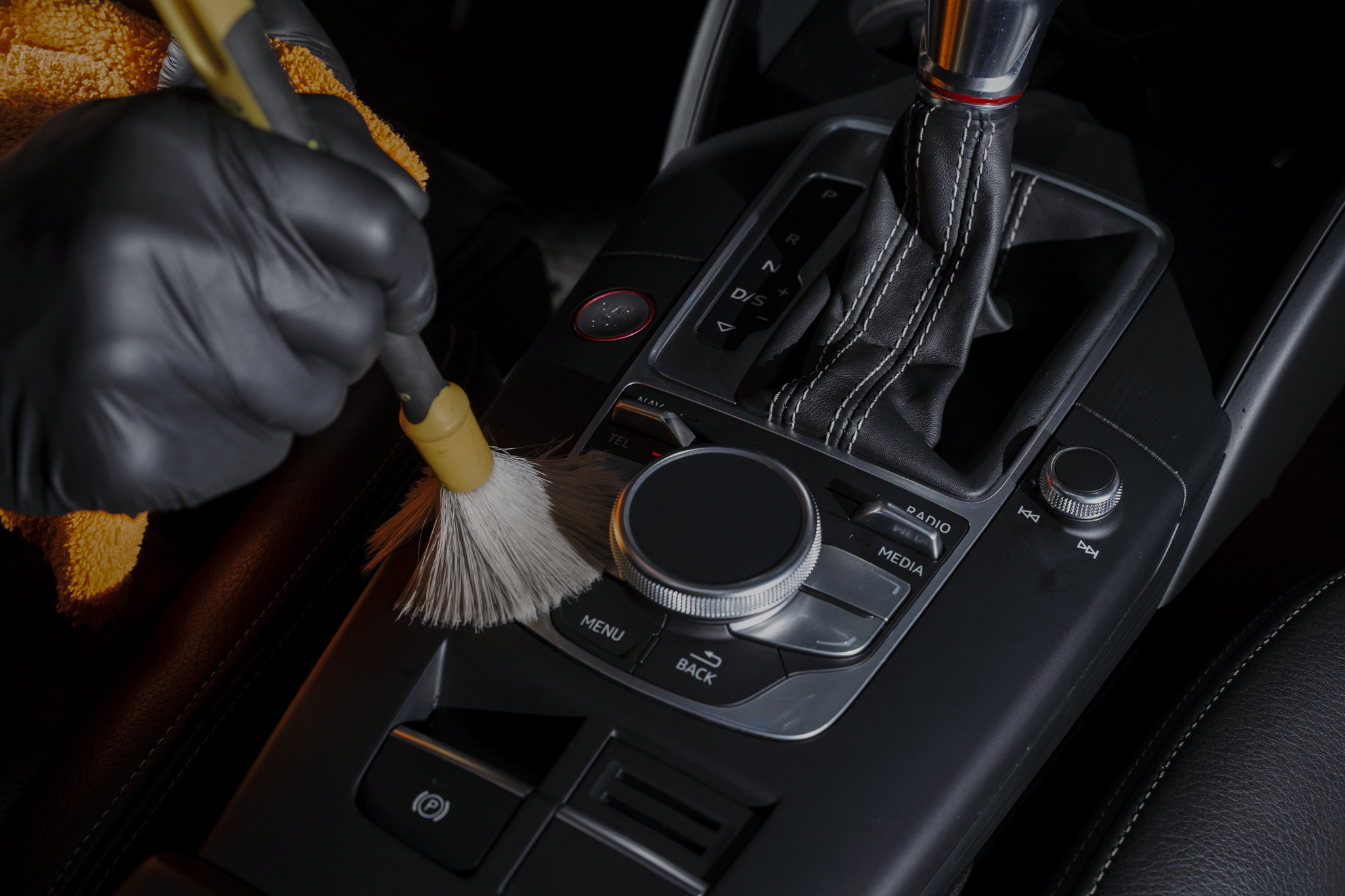 Detailing work